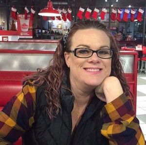 Meet your Posher, Mindyrae